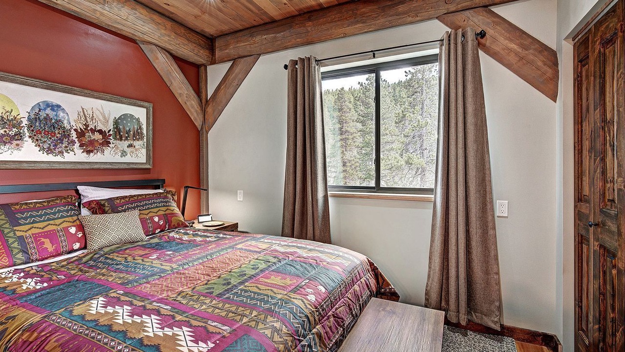 Photo of Bedroom in Coal Creek