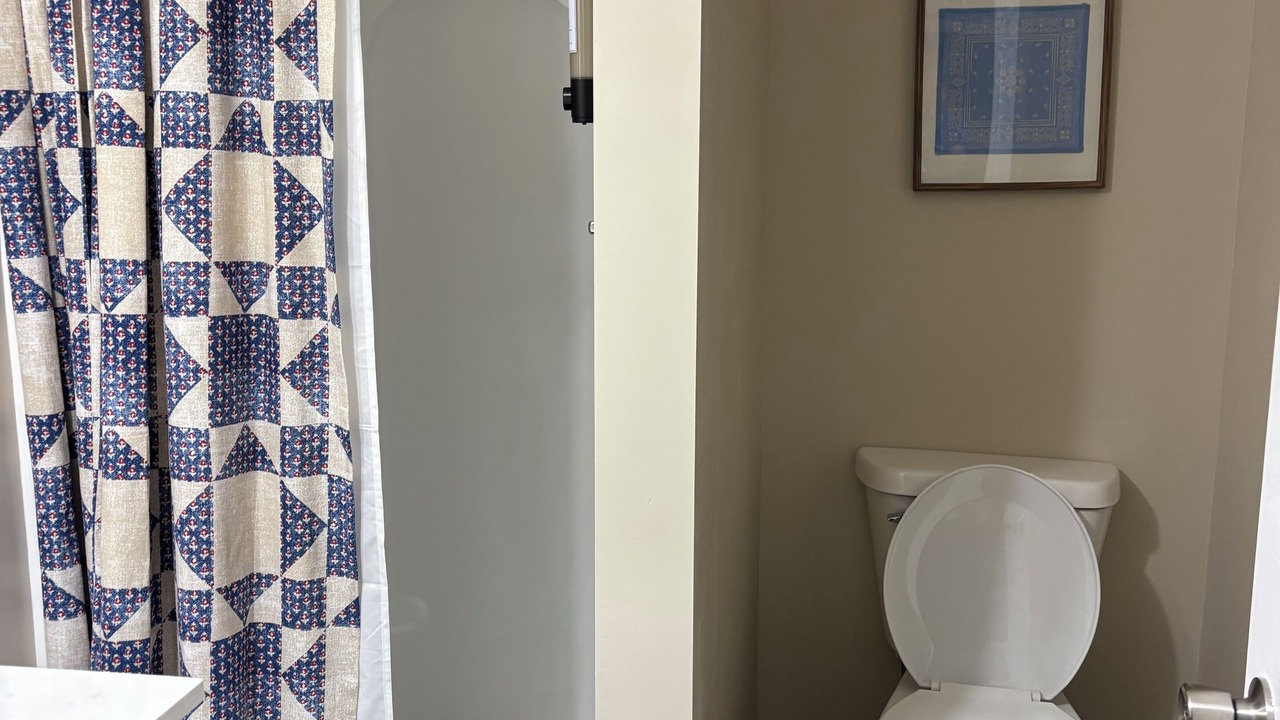 Photo of Bathroom in Hebron