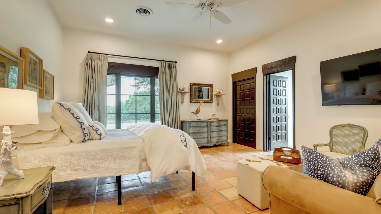 Photo of Bedroom in Paluxy