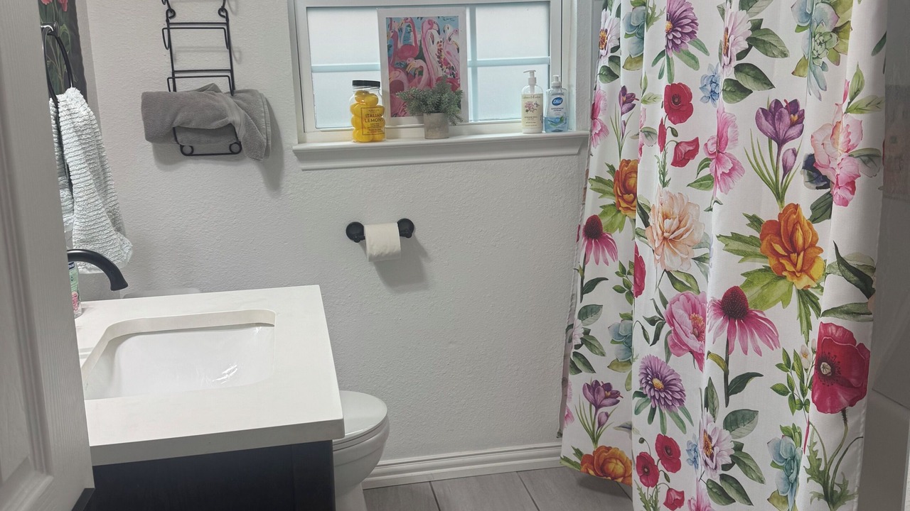 Photo of Bathroom in Fort Worth Cultural District