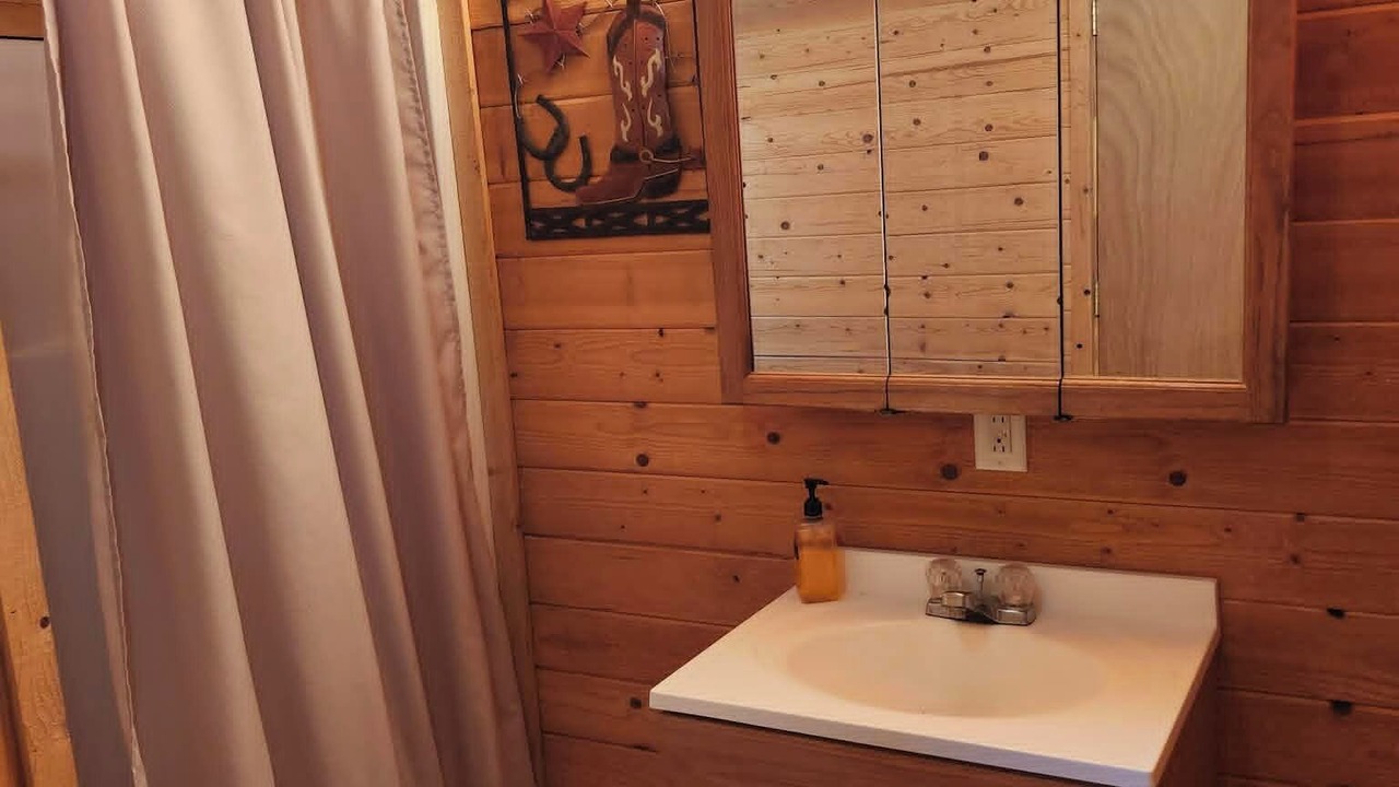 Photo of Bathroom in Picacho