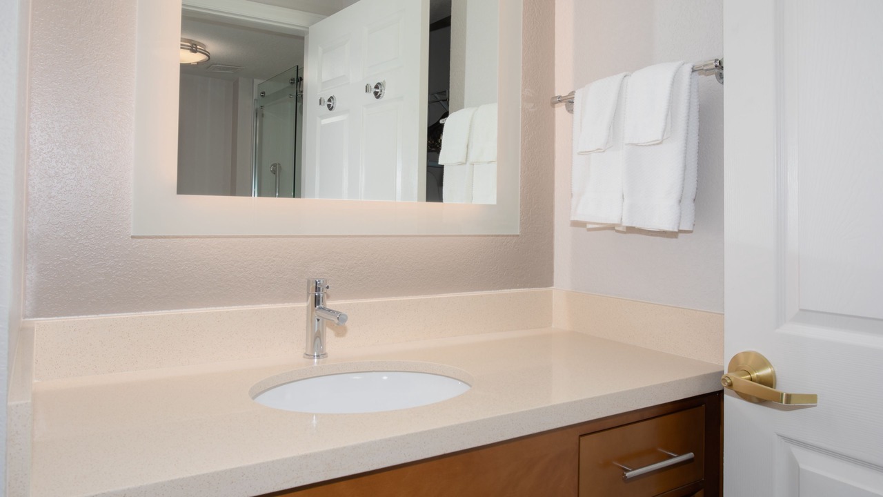 Photo of Bathroom in Dupont