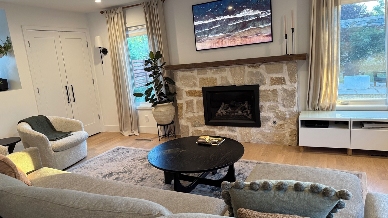 Photo of Livingroom in Old North Boulder
