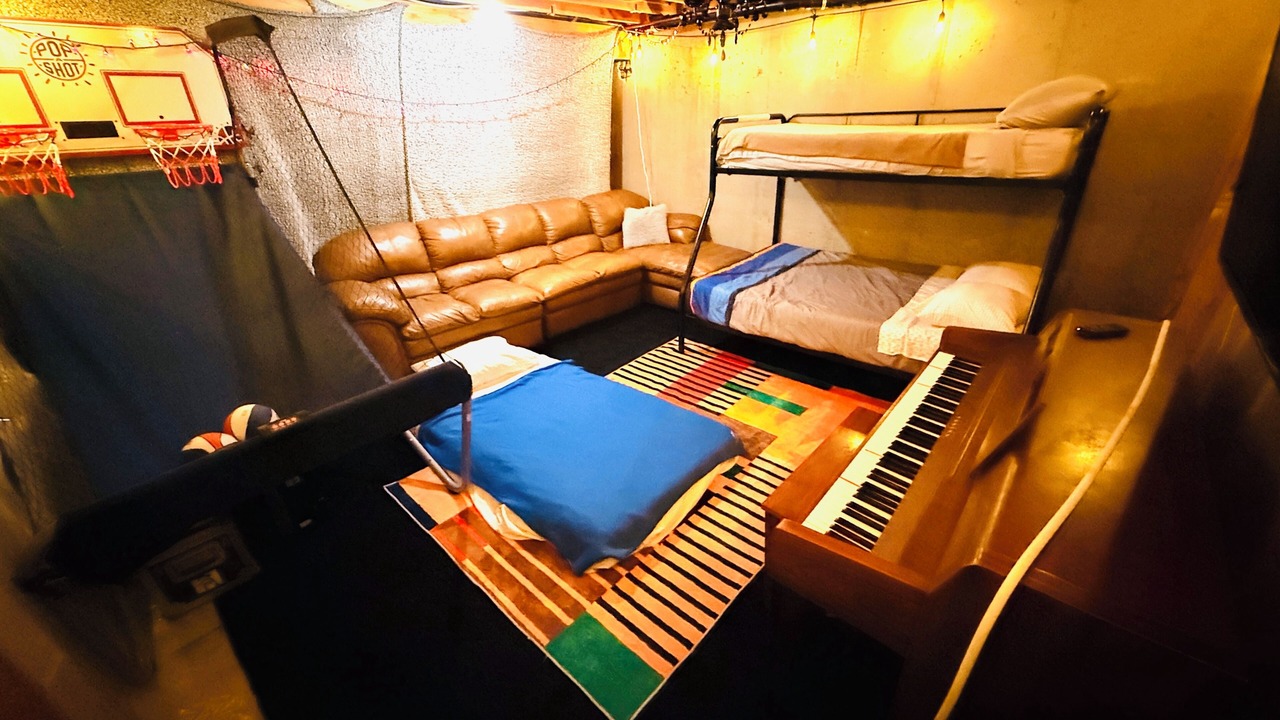 Photo of Bedroom in Evergreen West Central