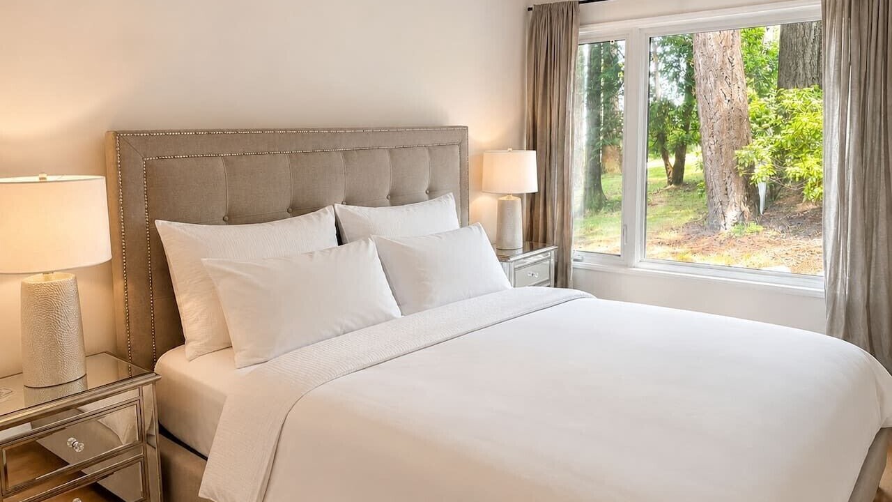 Photo of Bedroom in Freeland
