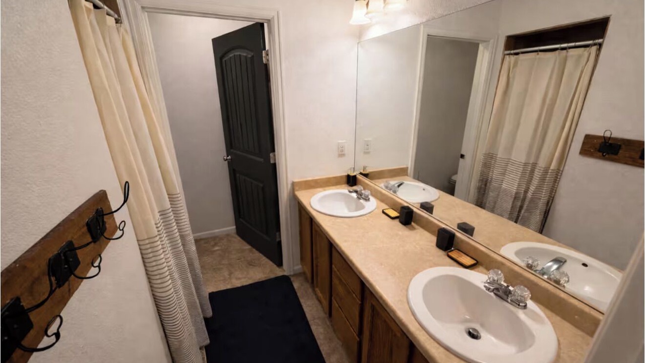 Photo of Bathroom in Henderson