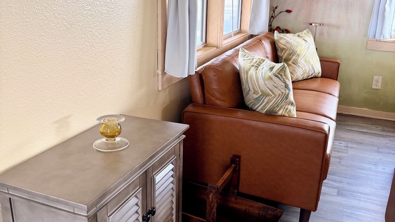 Photo of Livingroom in Cedar Lane