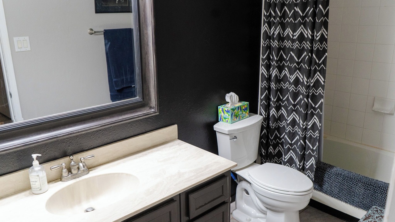 Photo of Bathroom in Northeast Heights