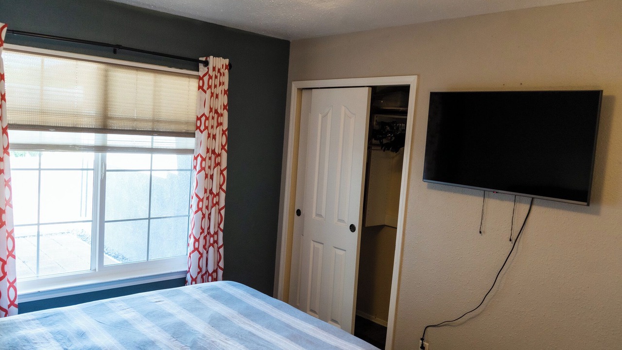 Photo of Bedroom in Northeast Heights