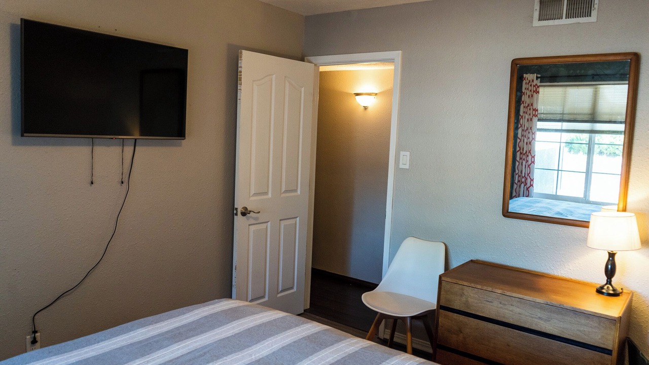 Photo of Bedroom in Northeast Heights