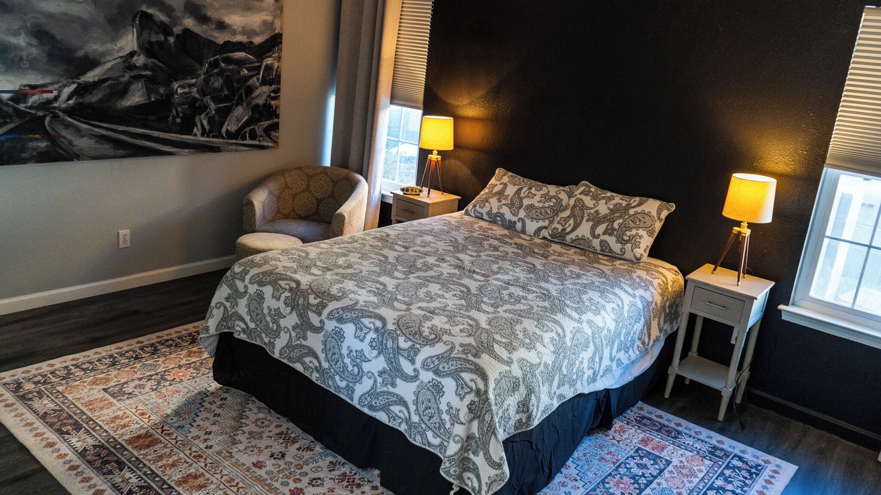 Photo of Bedroom in Northeast Heights