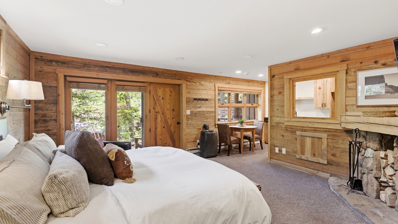 Photo of Bedroom in Sundance