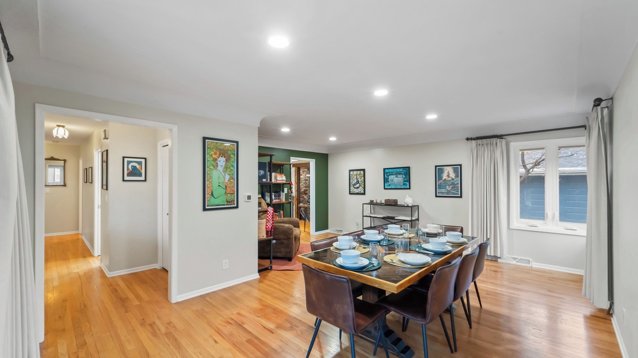 Photo of Bedroom in Windsor Heights