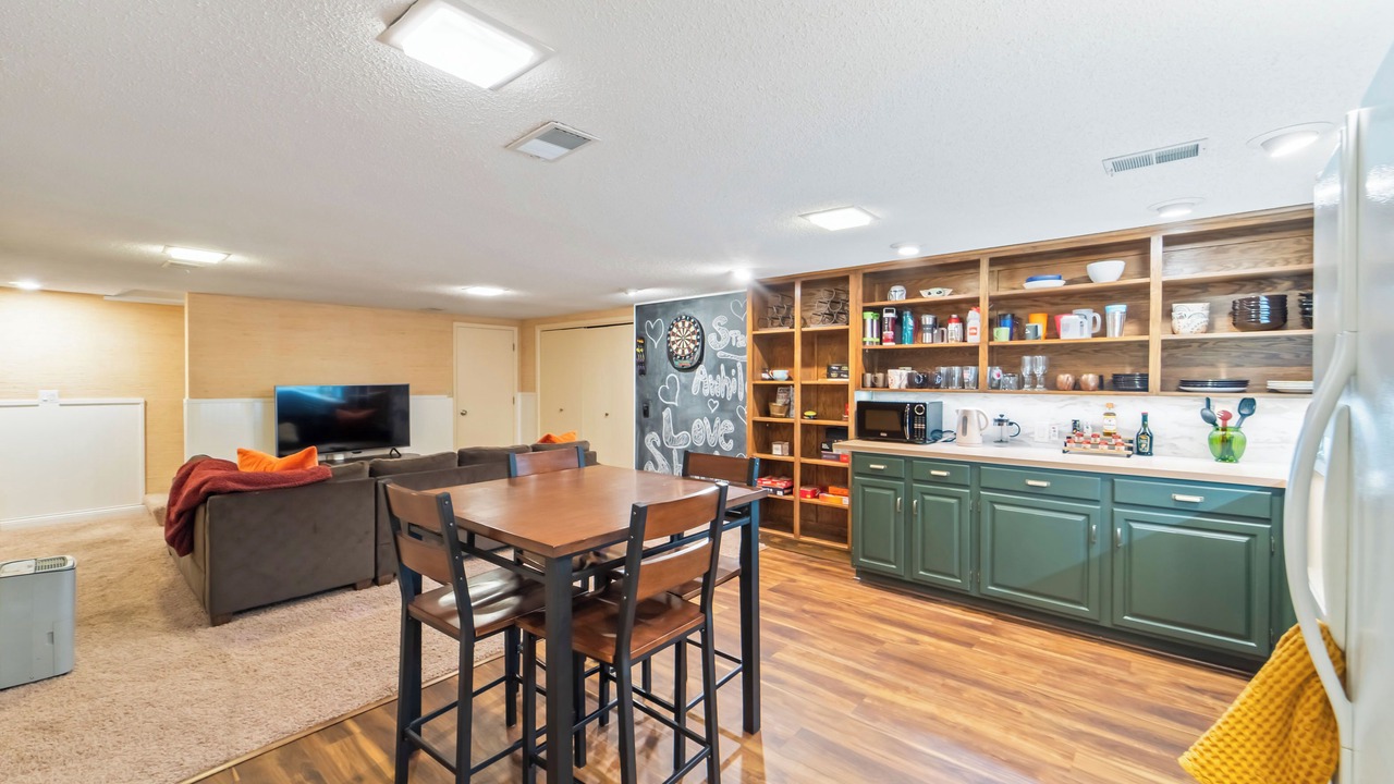 Photo of Bedroom in Windsor Heights