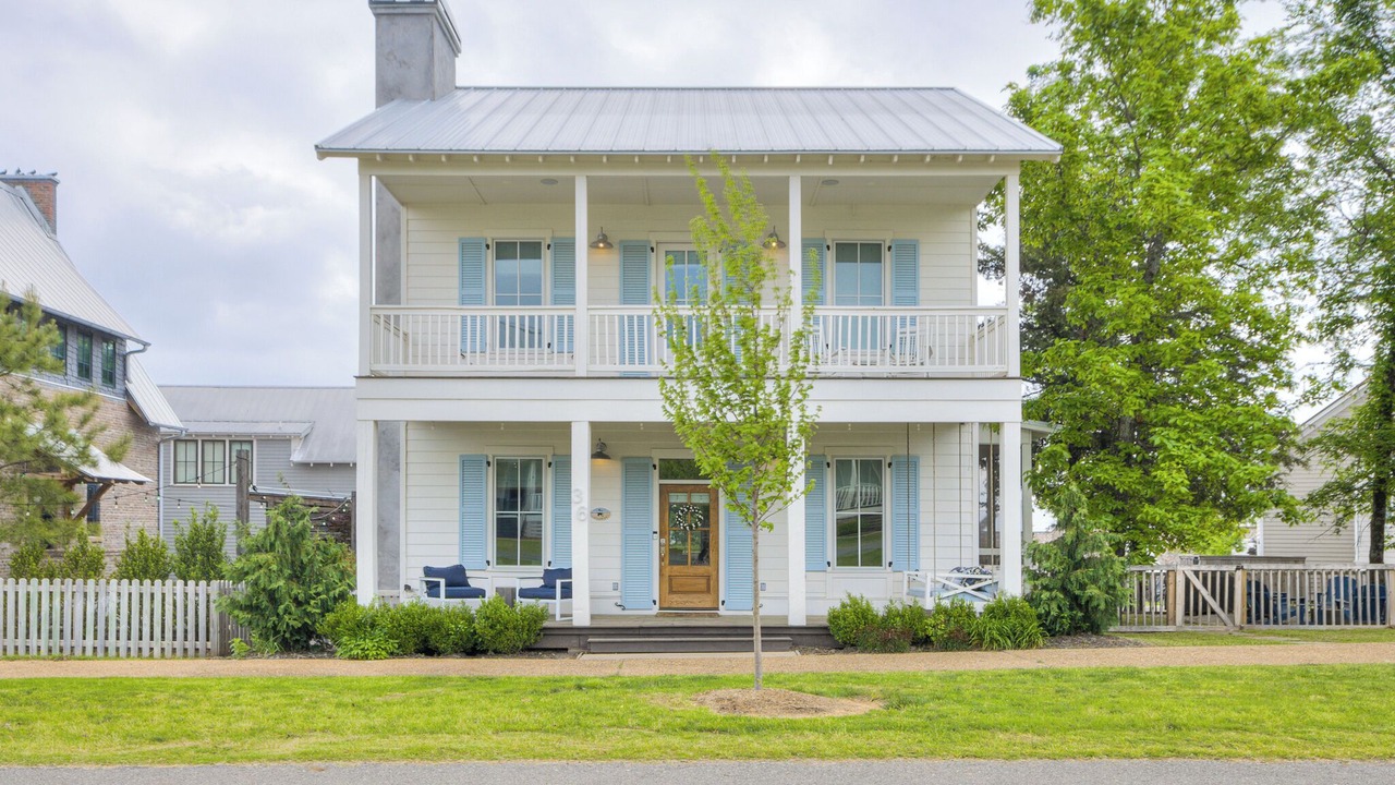 Photo of Outdoor in Carlton Landing