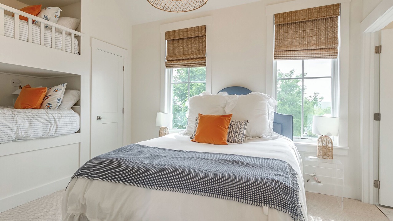 Photo of Bedroom in Carlton Landing