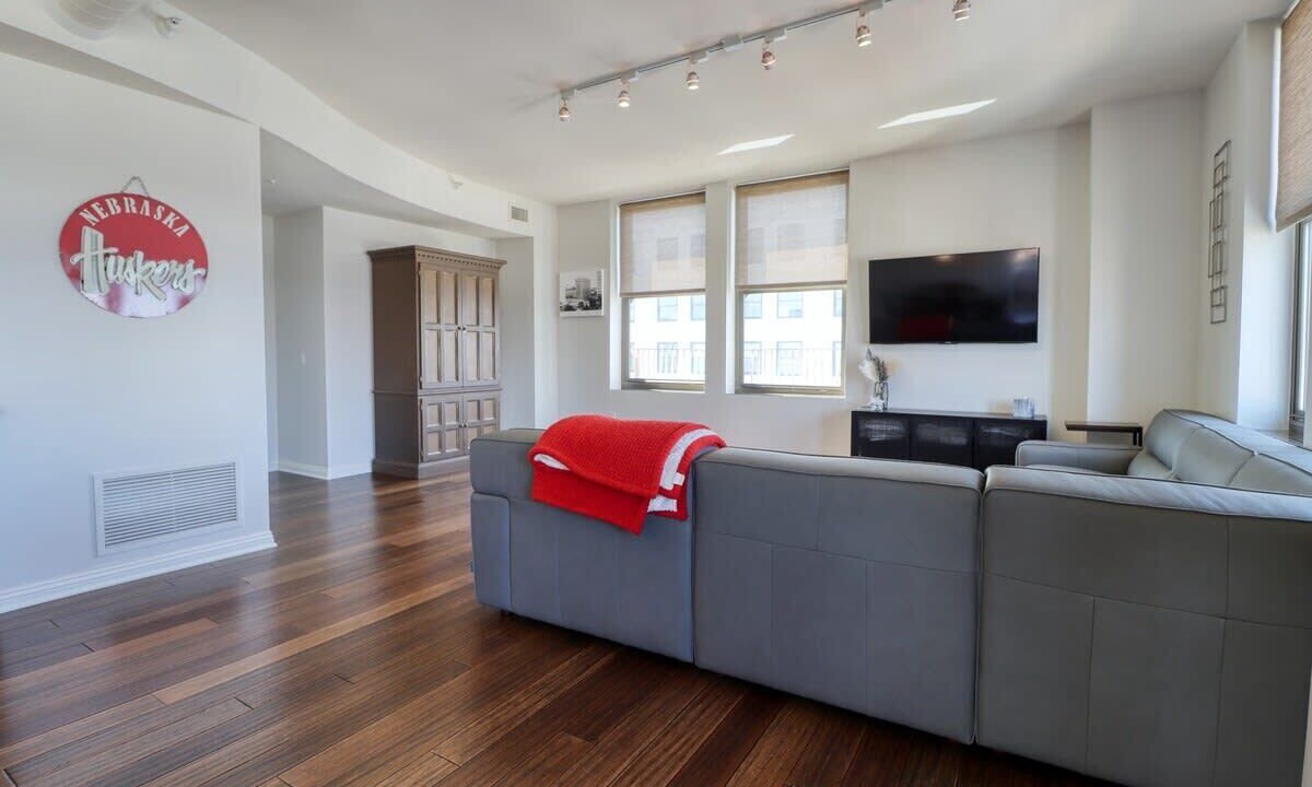 Photo of Livingroom in Downtown Lincoln