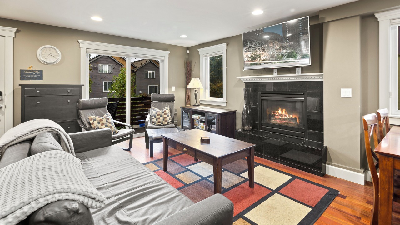 Photo of Livingroom in North Delridge