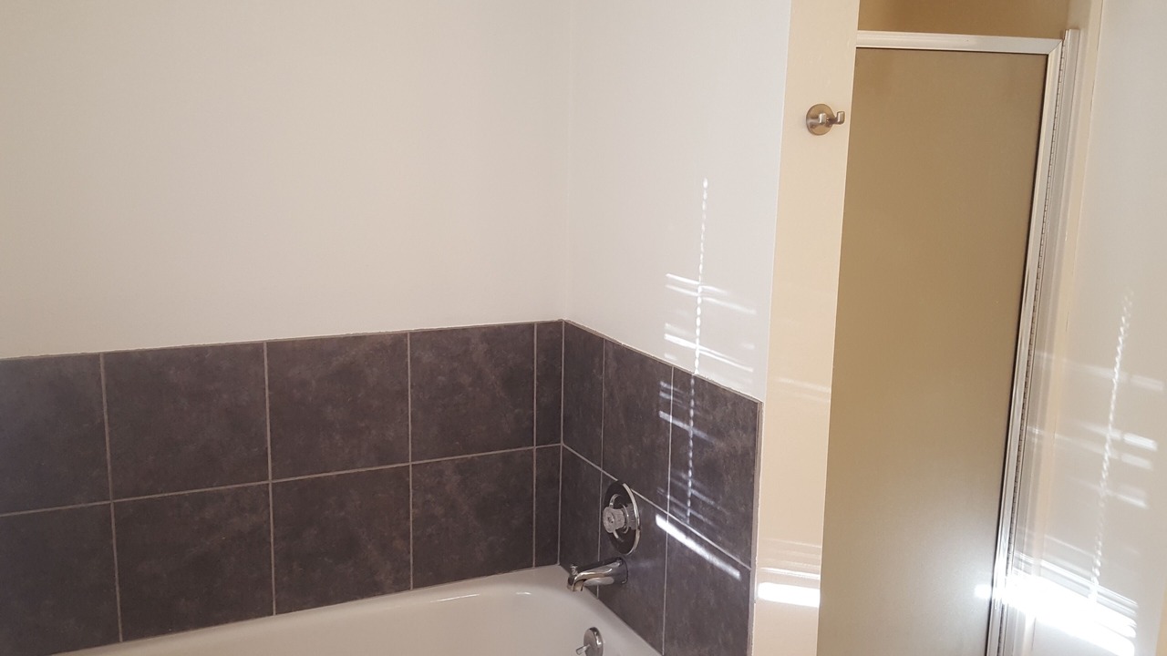 Photo of Bathroom in Elk