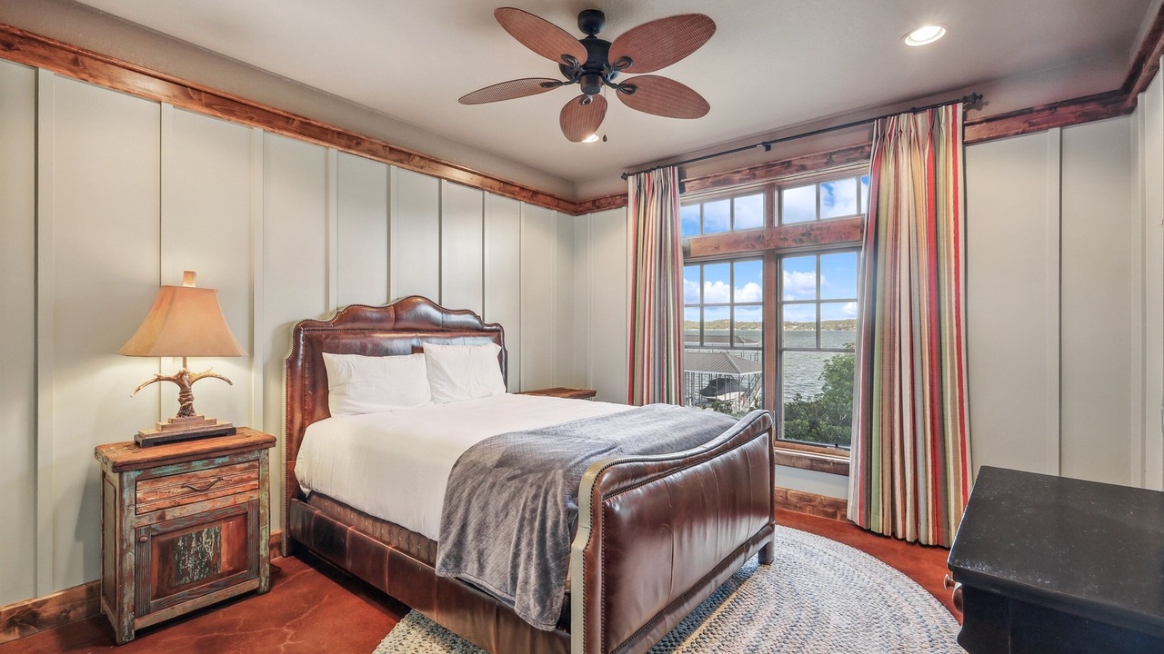 Photo of Bedroom in Graham