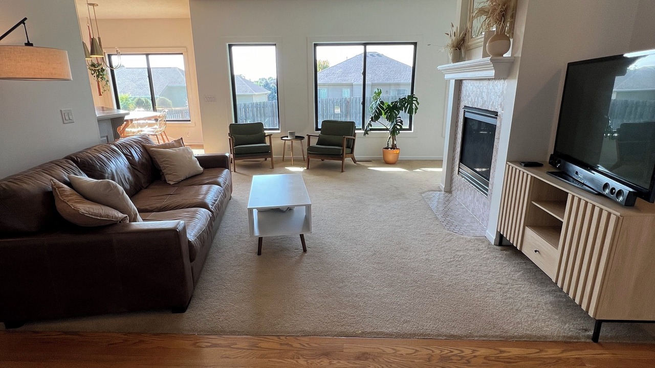 Photo of Livingroom in West Omaha