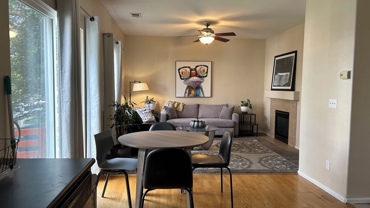 Photo of Bedroom in Aurora