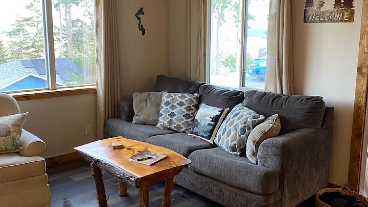 Photo of Bedroom in Oak Harbor