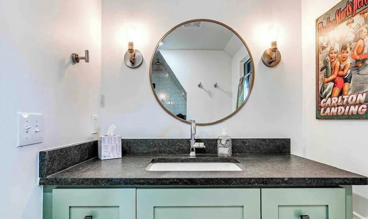 Photo of Bathroom in Eufaula