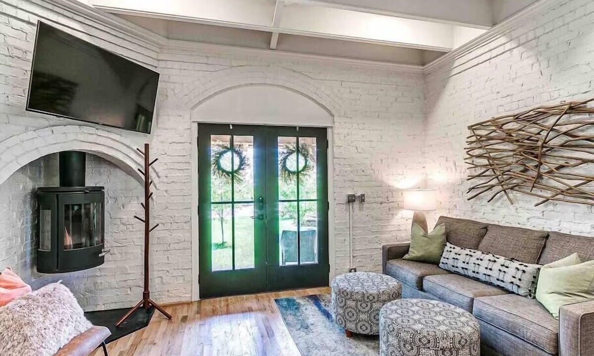 Photo of Livingroom in Eufaula