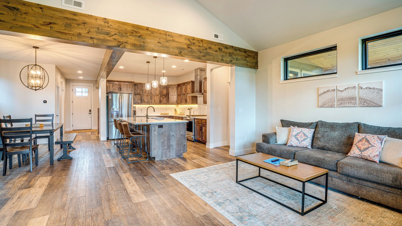 Photo of Livingroom in Grand Elk Ranch