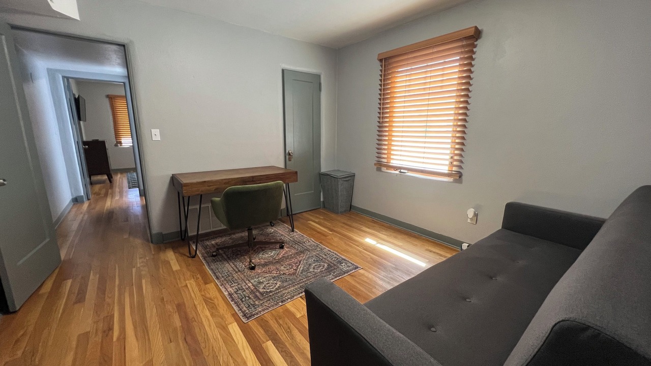 Photo of Livingroom in Nob Hill