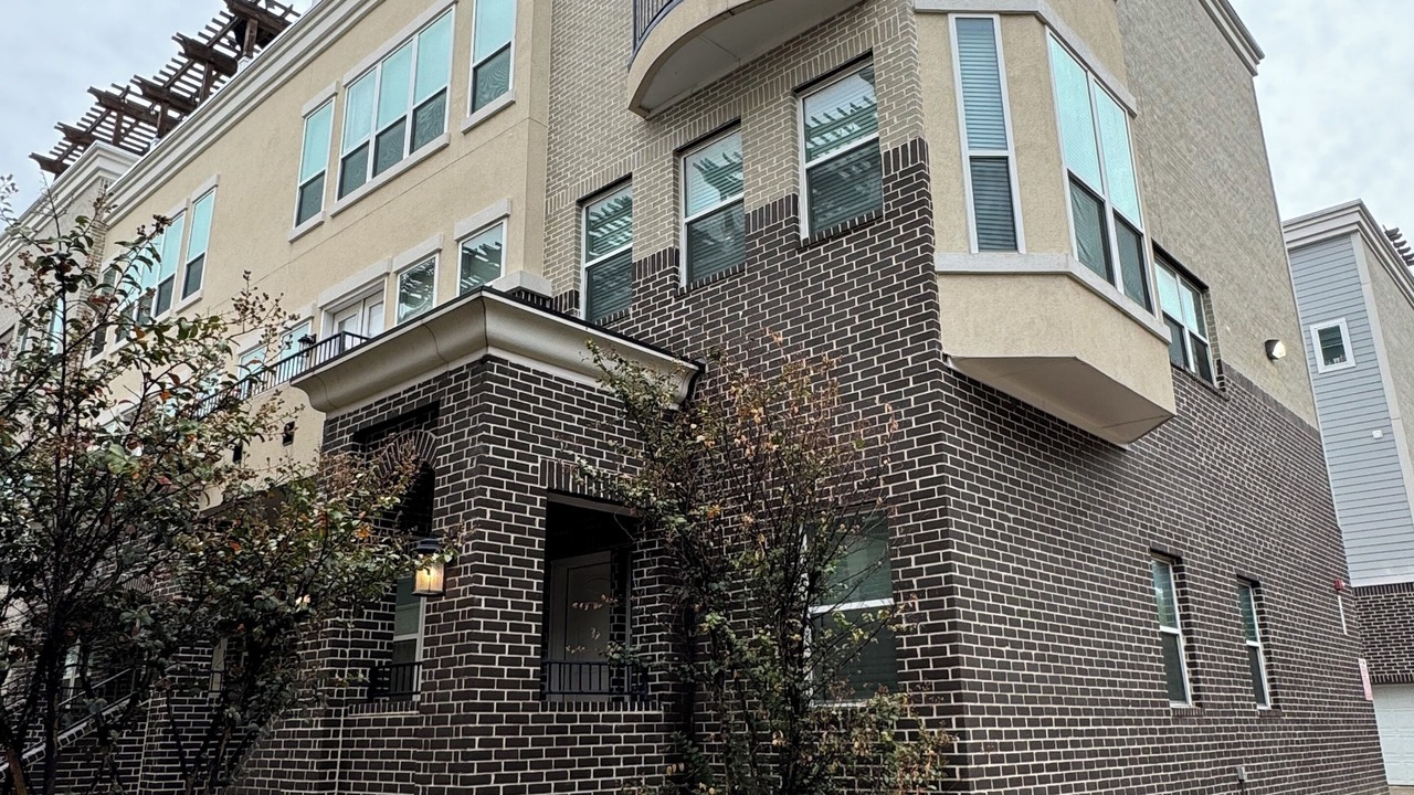 Photo of Outdoor in Arlington