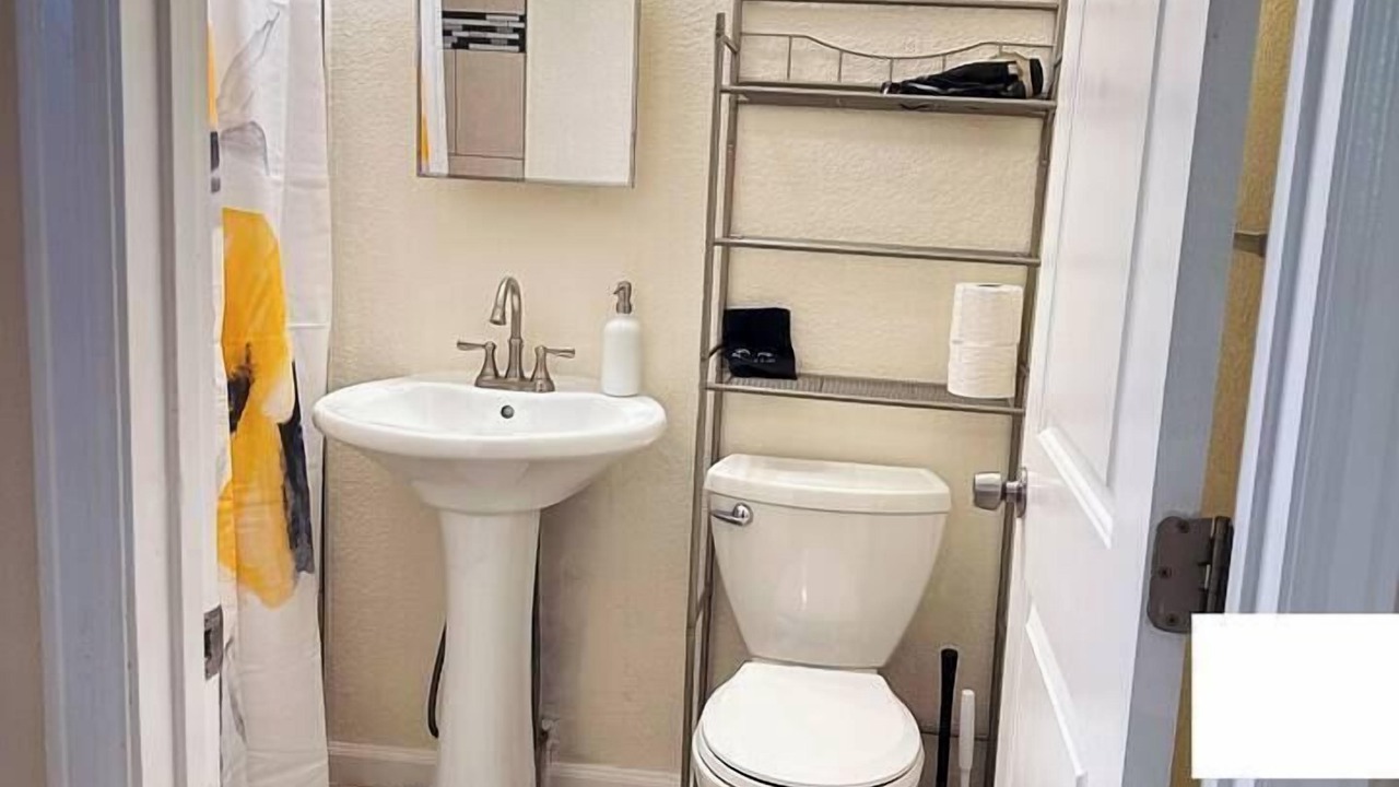 Photo of Bathroom in Lakewood