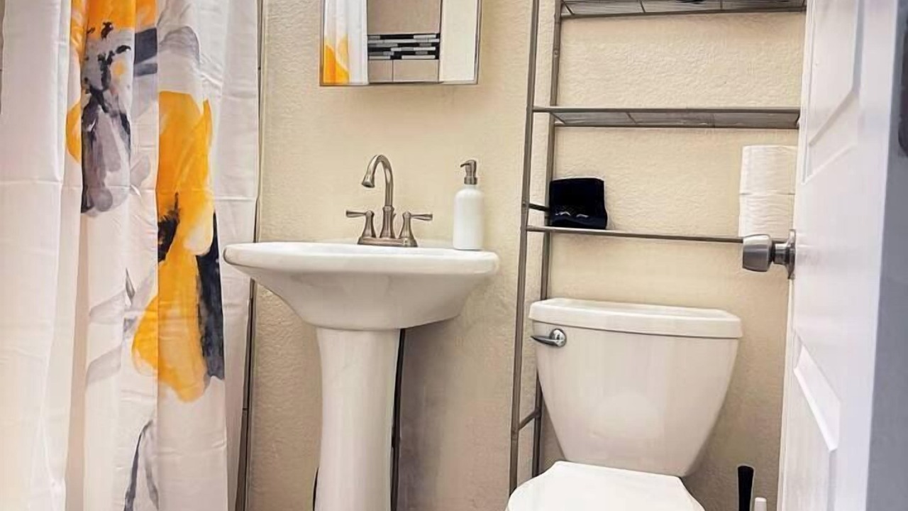 Photo of Bathroom in Lakewood