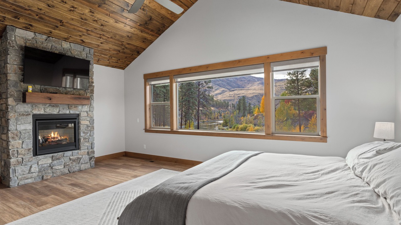 Photo of Bedroom in Methow Valley