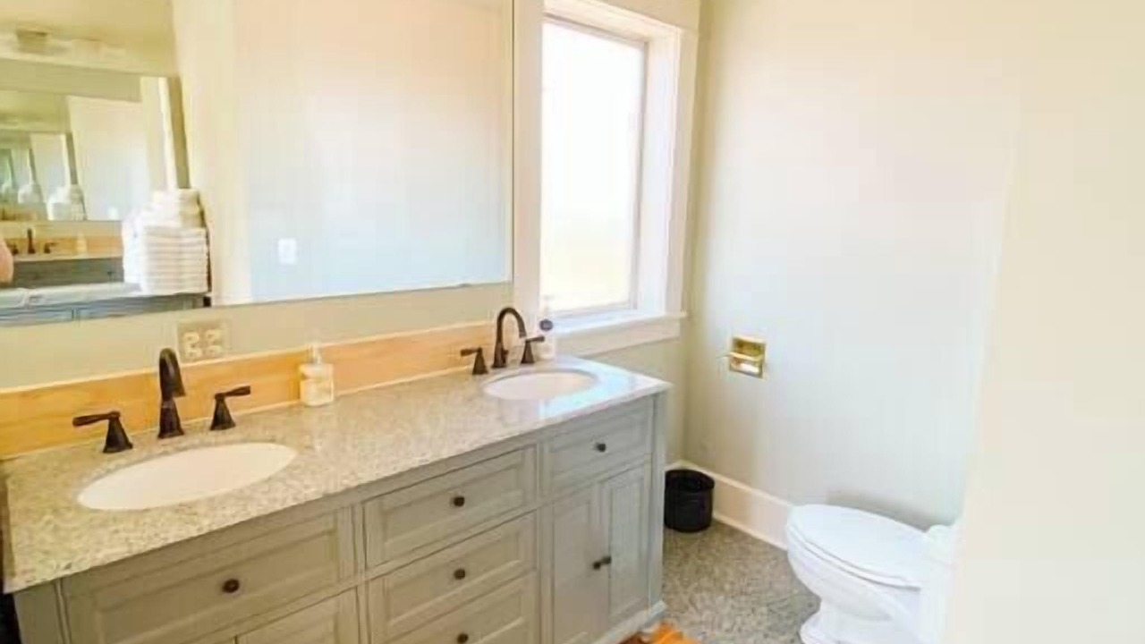 Photo of Bathroom in North Queen Anne