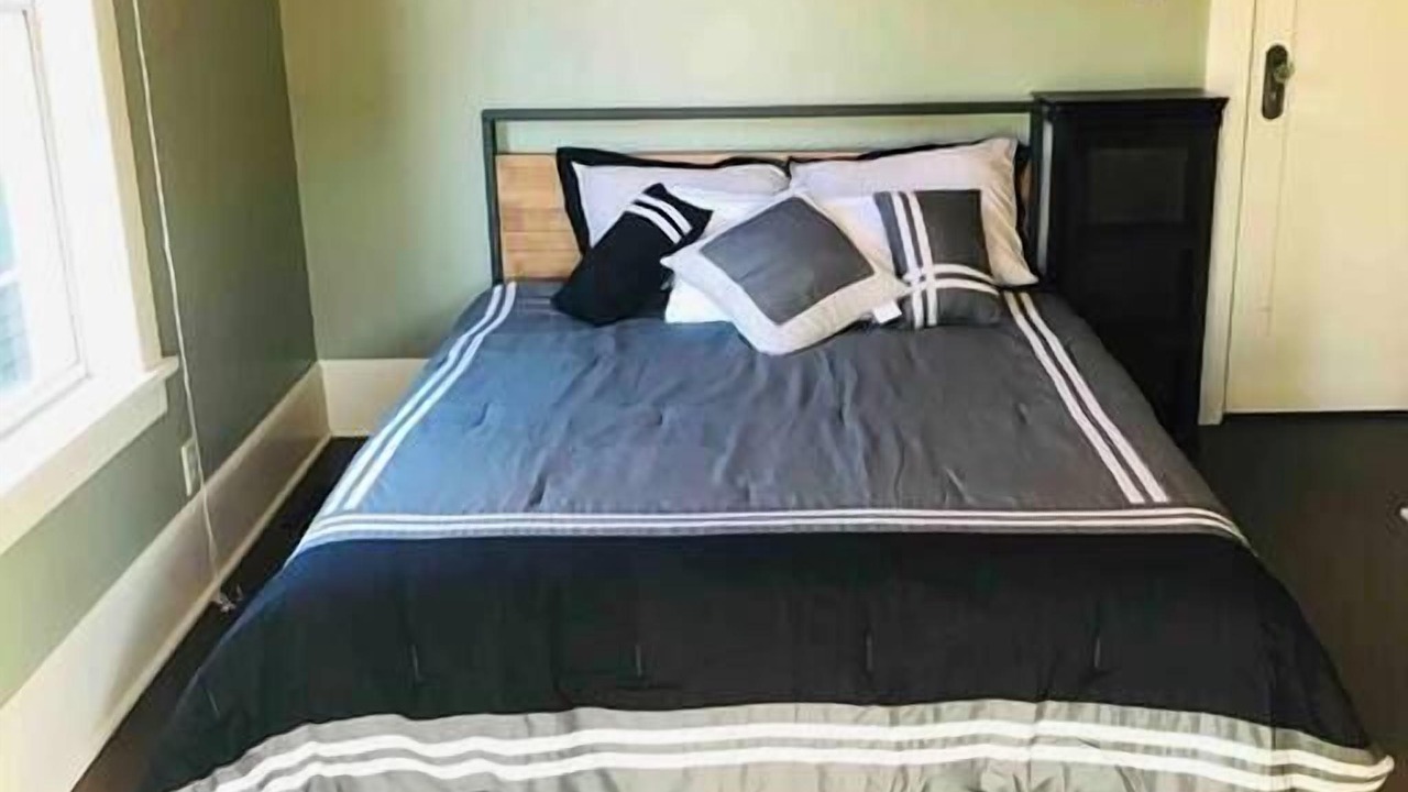 Photo of Bedroom in North Queen Anne