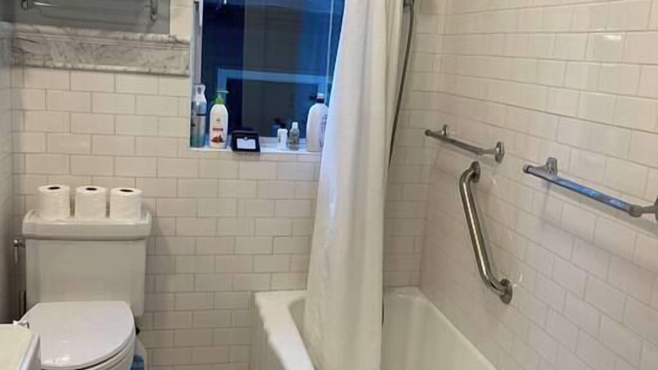 Photo of Bathroom in North Queen Anne