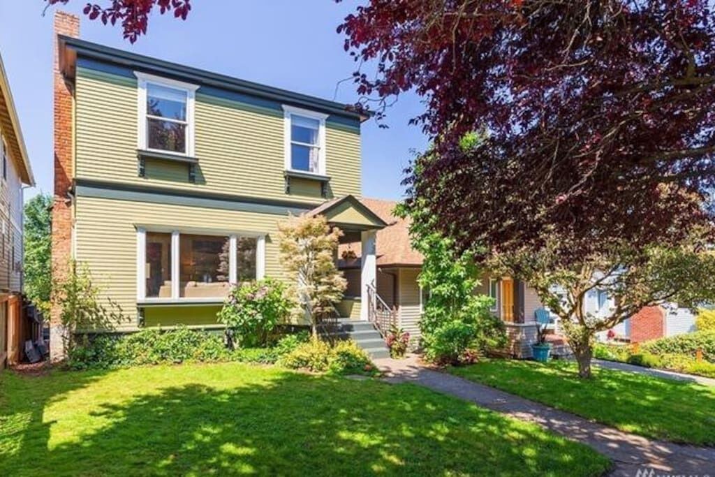 Photo of Outdoor in North Queen Anne