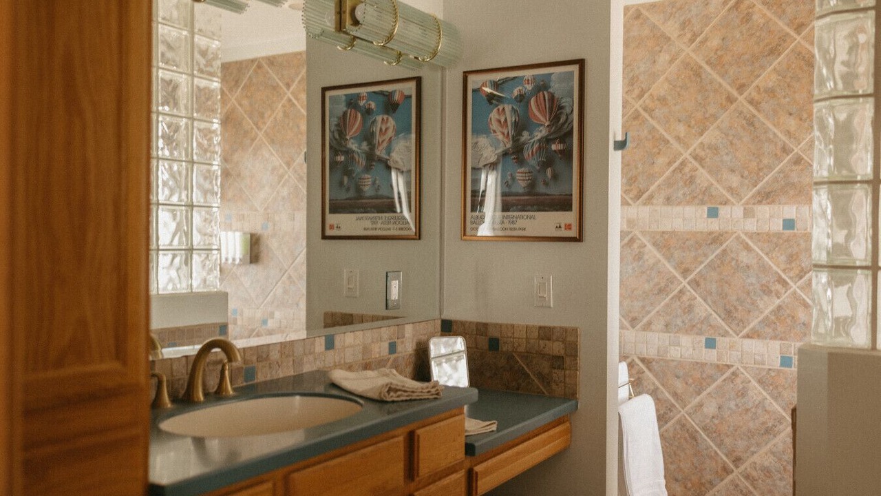 Photo of Bathroom in Corrales