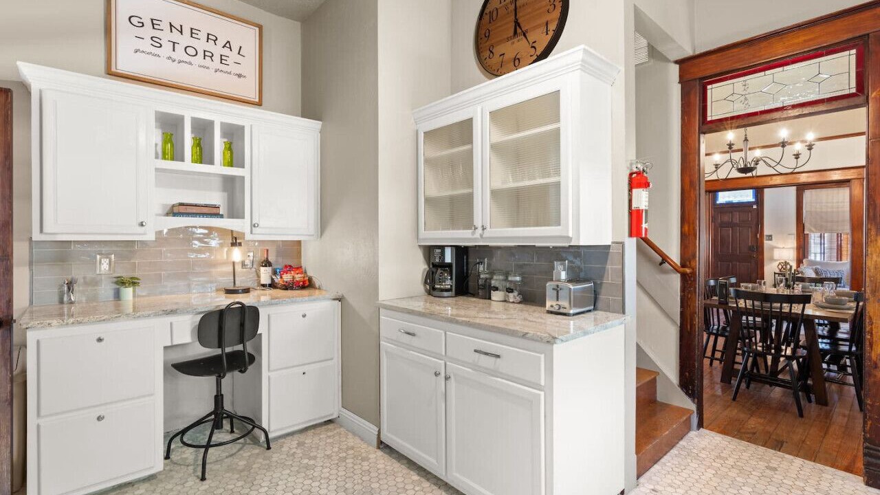Photo of Kitchen in Huning Highland Historic District