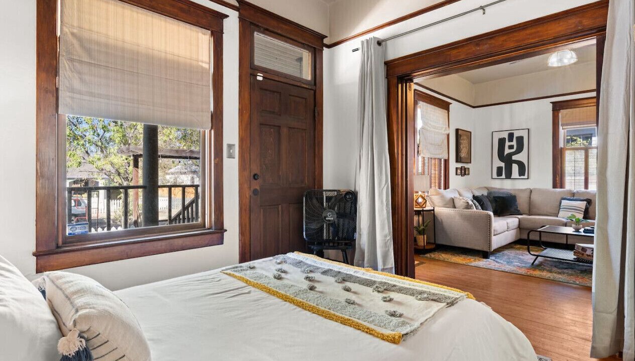 Photo of Bedroom in Huning Highland Historic District