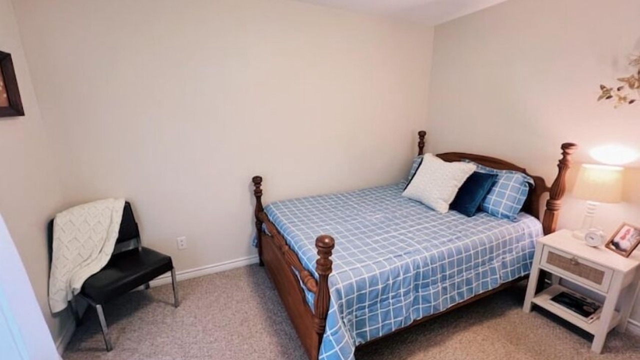 Photo of Bedroom in Glen Rose
