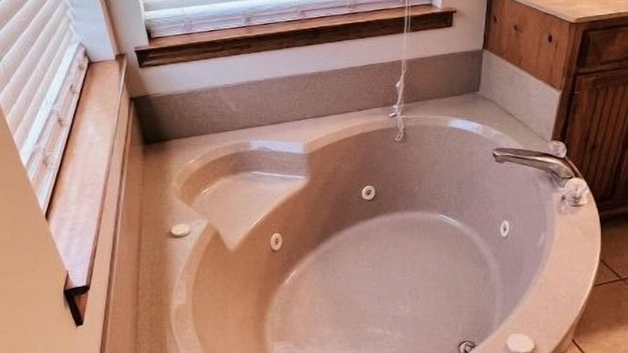 Photo of Bathroom in Glen Rose