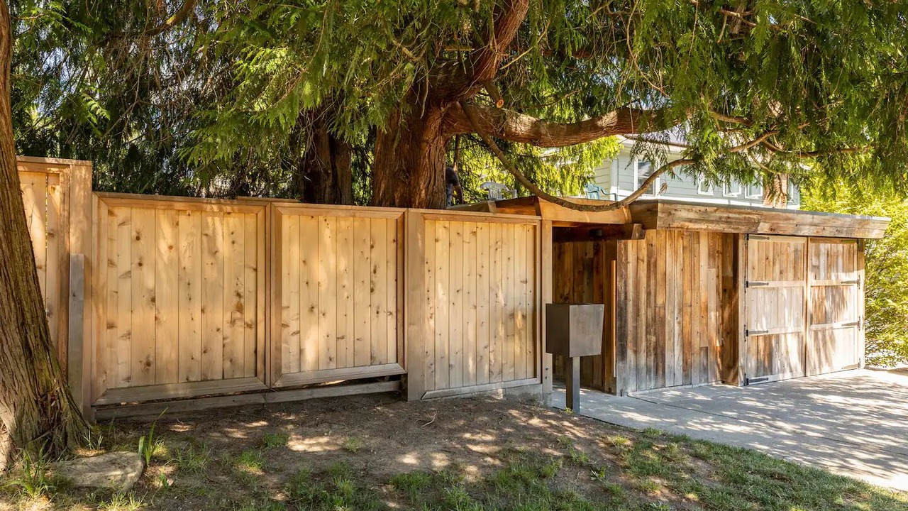 Photo of Outdoor in Seattle Metro Area