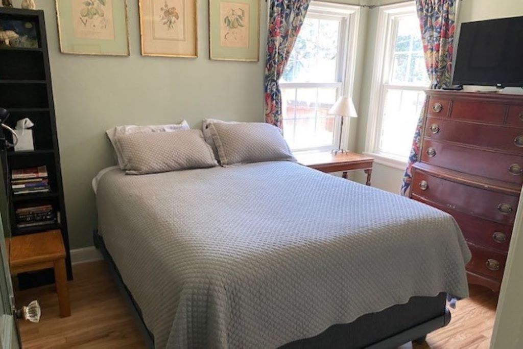 Photo of Bedroom in Beaverdale