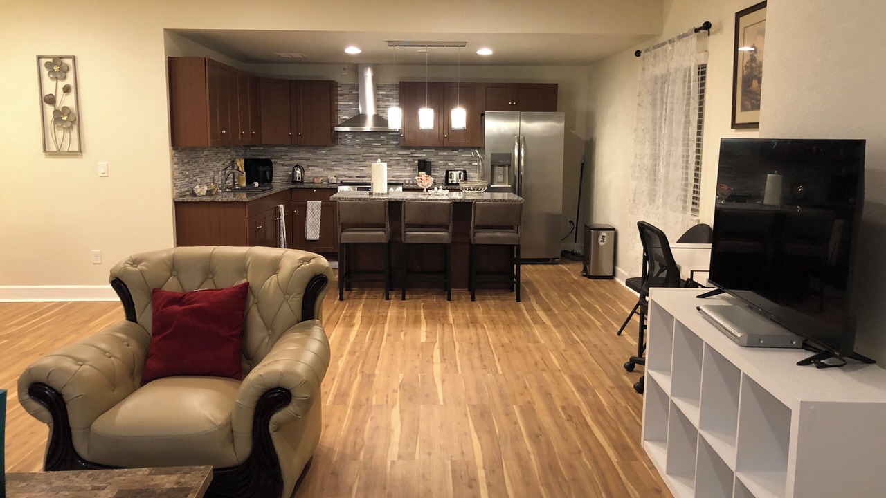 Photo of Livingroom in Aurora