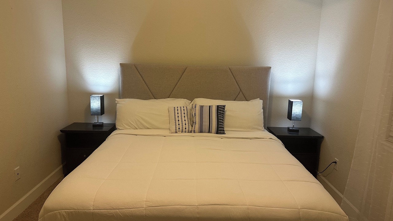 Photo of Bedroom in Aurora