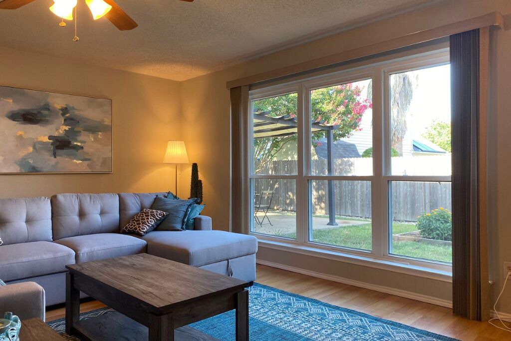 Photo of Livingroom in Grand Prairie