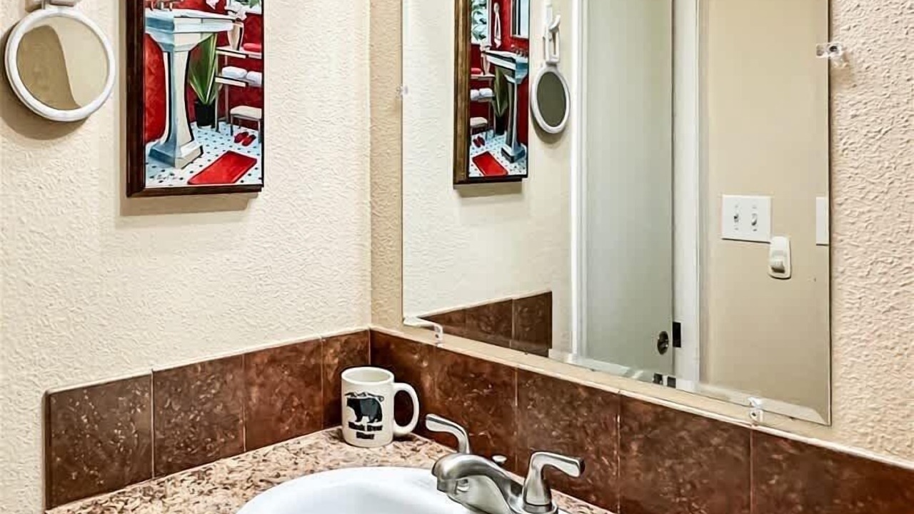 Photo of Bathroom in Adelma Beach